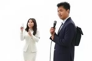凌晨四点两版截图并排对比的留档画面